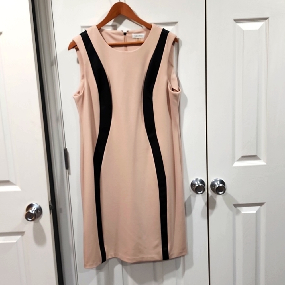 Blush and faux leather Calvin Klein Midi sz 16